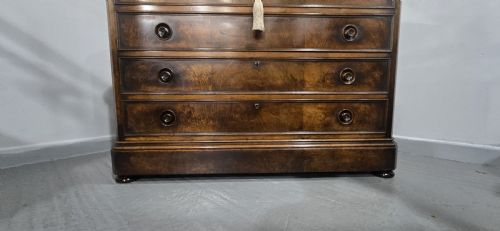 SUPERB FRENCH WALNUT COMMODE CHEST OF DRAWERS - ADDITIONAL PHOTO 17