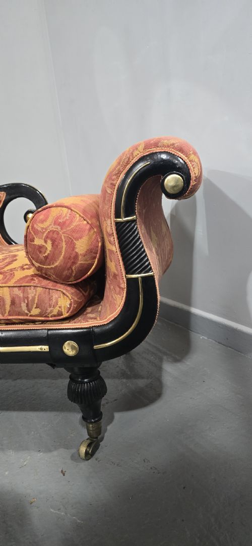 OUTSTANDING REGENCY CHAISE LOUNGE SOFA - ADDITIONAL PHOTO 4