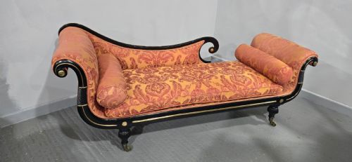 OUTSTANDING REGENCY CHAISE LOUNGE SOFA - ADDITIONAL PHOTO 14