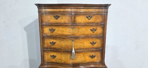 SUPERB SERPENTINE BURR WALNUT CHEST ON CHEST OF DRAWERS - ADDITIONAL PHOTO 5
