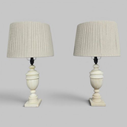SUPER PAIR MARBLE TABLE LAPS