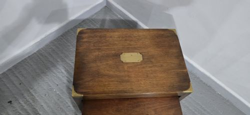 GOOD MAHOGANY CAMPAIGN NEST OF THREE TABLES - ADDITIONAL PHOTO 2