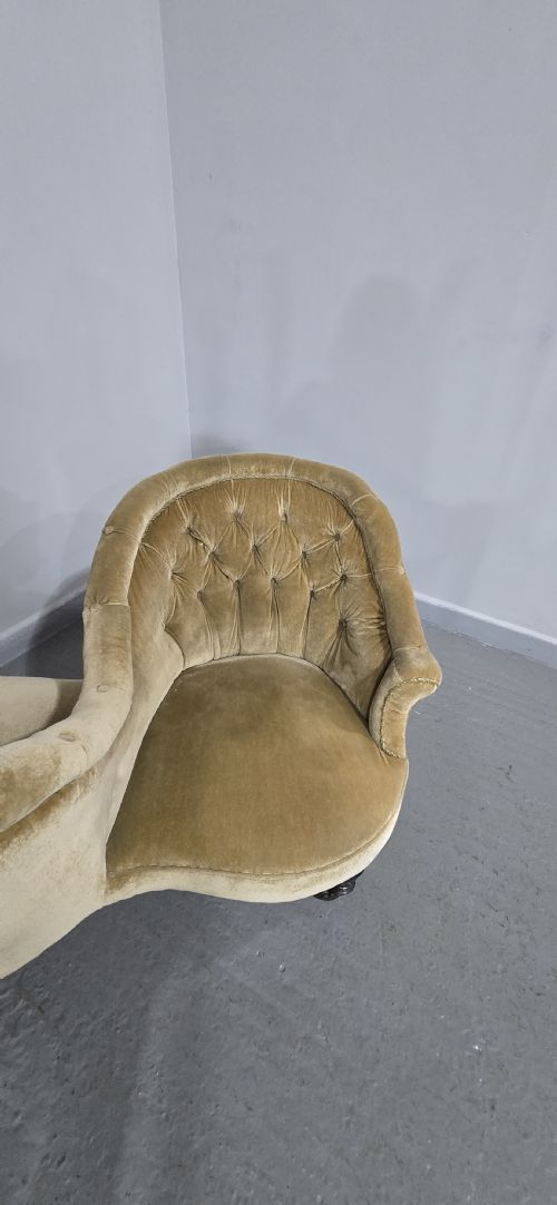 SUPER VICTORIAN CONVERSATION SOFA - ADDITIONAL PHOTO 6
