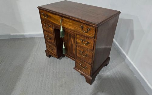 SUPERB GEORGIAN MAHOGANY DESK - ADDITIONAL PHOTO 18