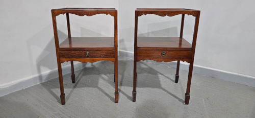 PAIR GEORGIAN MAHOGANY BEDSIDE LAMP TABLES - ADDITIONAL PHOTO 2