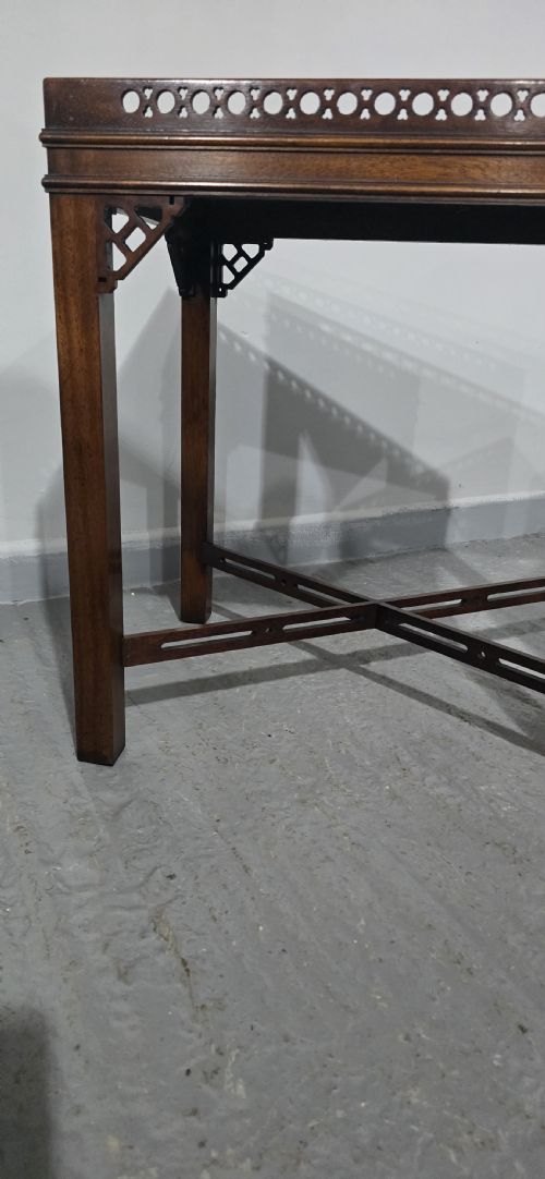 FINE PAIR MAHOGANY CHIPPENDALE SIDE LAMP TABLES - ADDITIONAL PHOTO 4