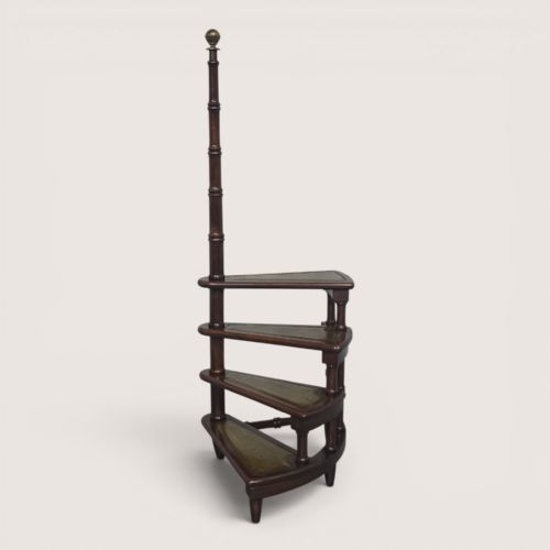 GOOD SET MAHOGANY LIBRARY STEPS
