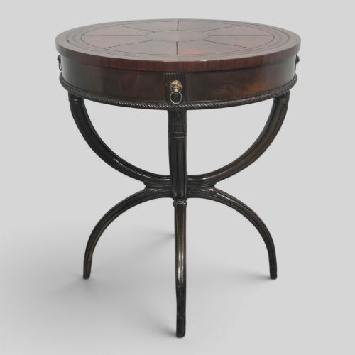 Very Good Mahogany Occasional Centre Table