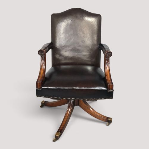 Mahogany Swivel Office Desk Chair