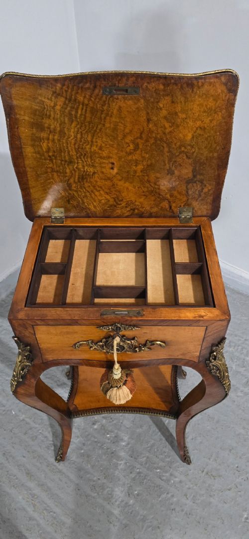 A French Louis XV revival style freestanding jewellery table crafted from walnut veneer with gilt-bronze ormolu mounts and cabriole legs. View VII