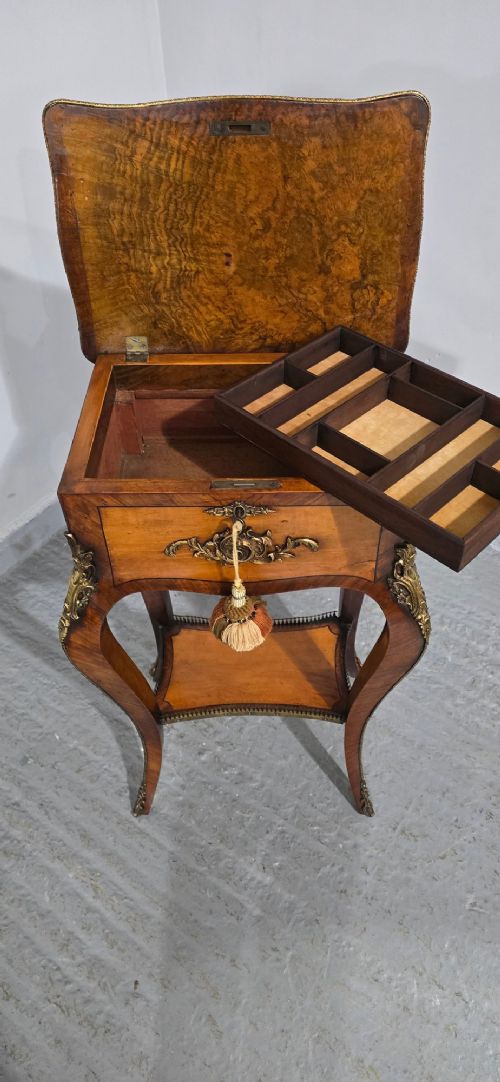 A French Louis XV revival style freestanding jewellery table crafted from walnut veneer with gilt-bronze ormolu mounts and cabriole legs. View VIII