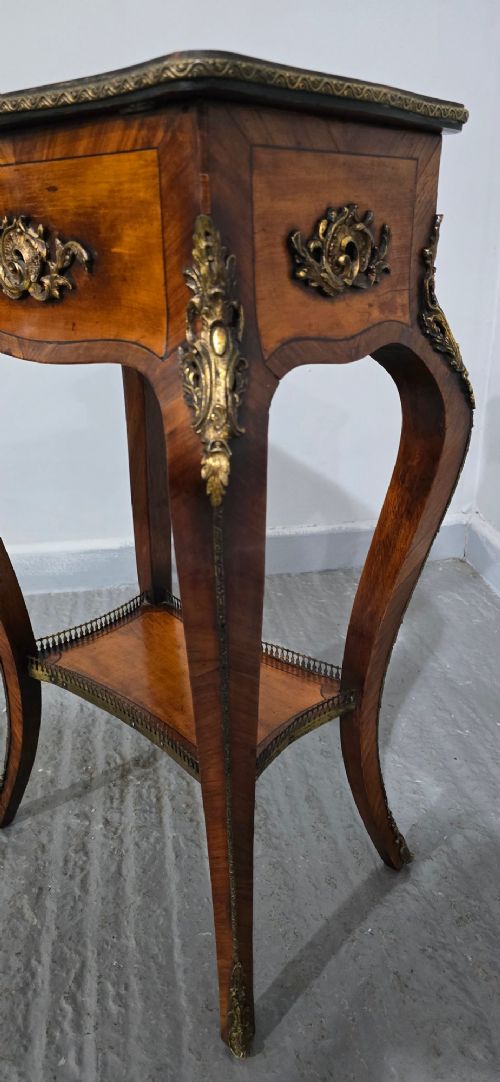 A French Louis XV revival style freestanding jewellery table crafted from walnut veneer with gilt-bronze ormolu mounts and cabriole legs. View XIII