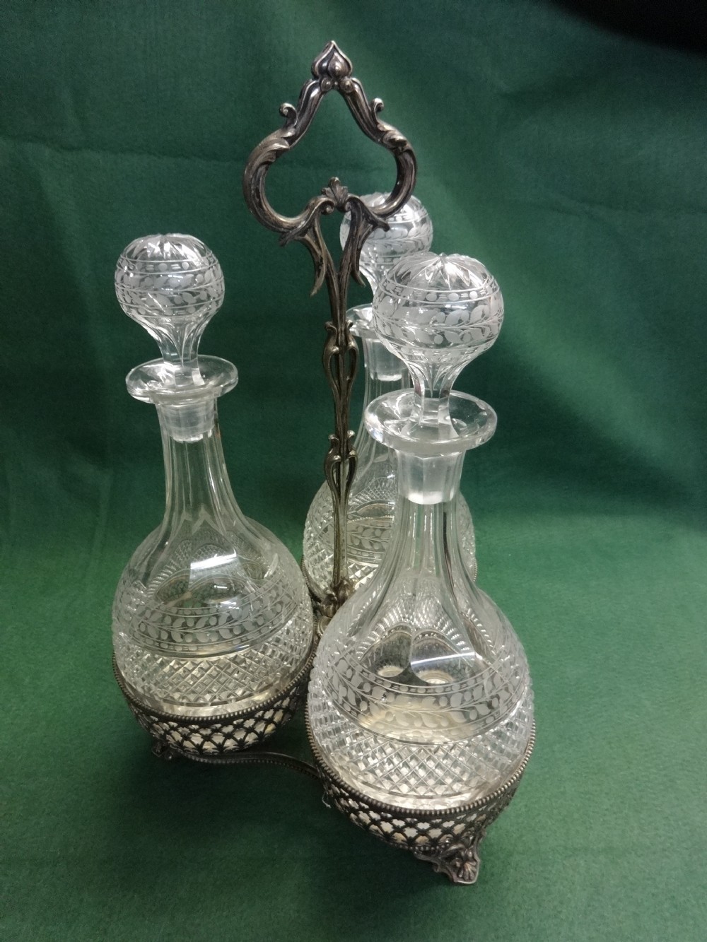 Elkington 3 Bottle Decanter