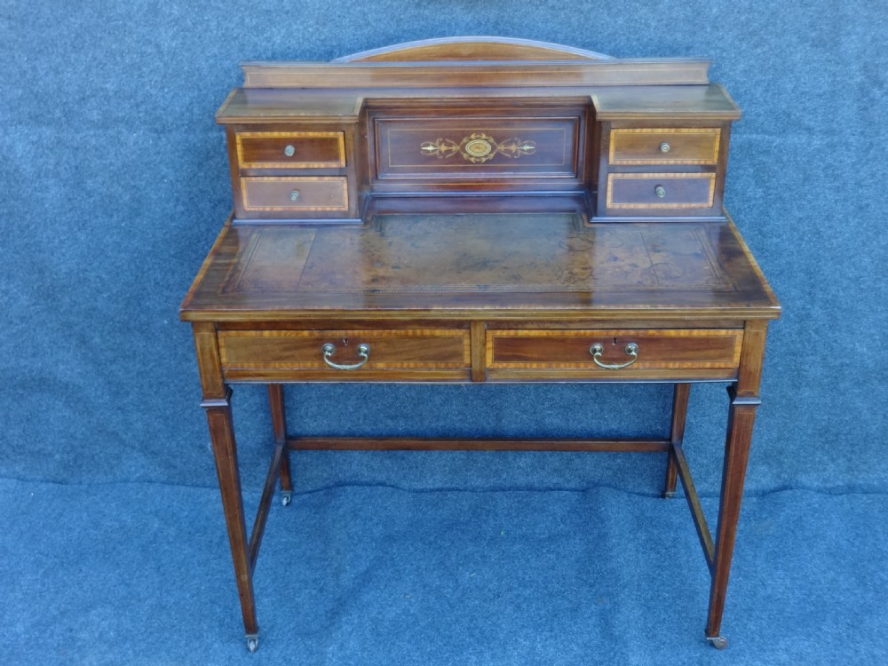 Ladies mahogany inlaid Desk