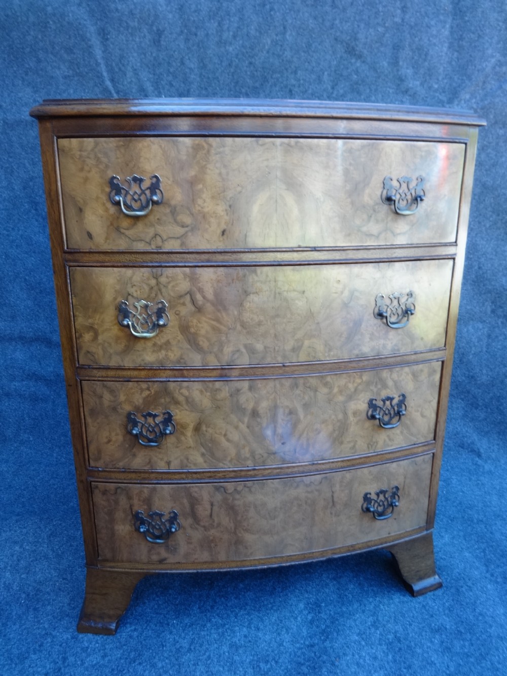 Small Burr Walnut Chest of Drawers
