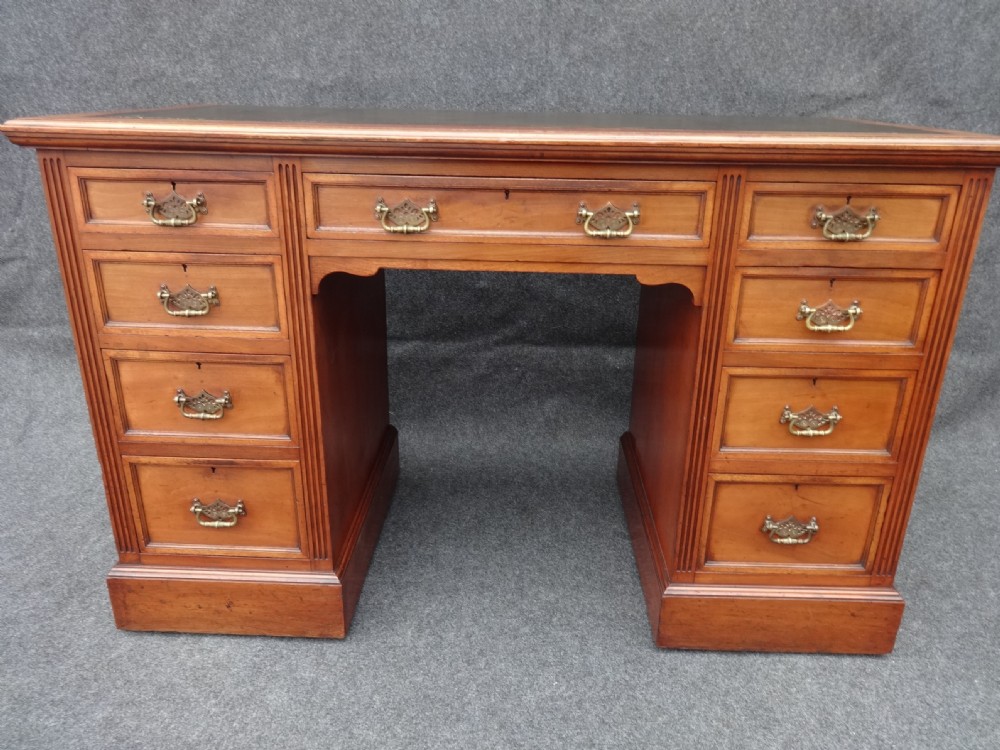 Good Mahogany Desk