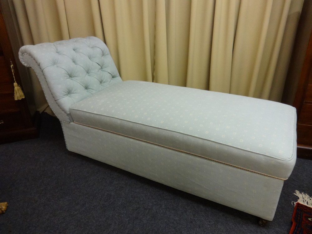 Victorian Day Bed,Chaise Lounge