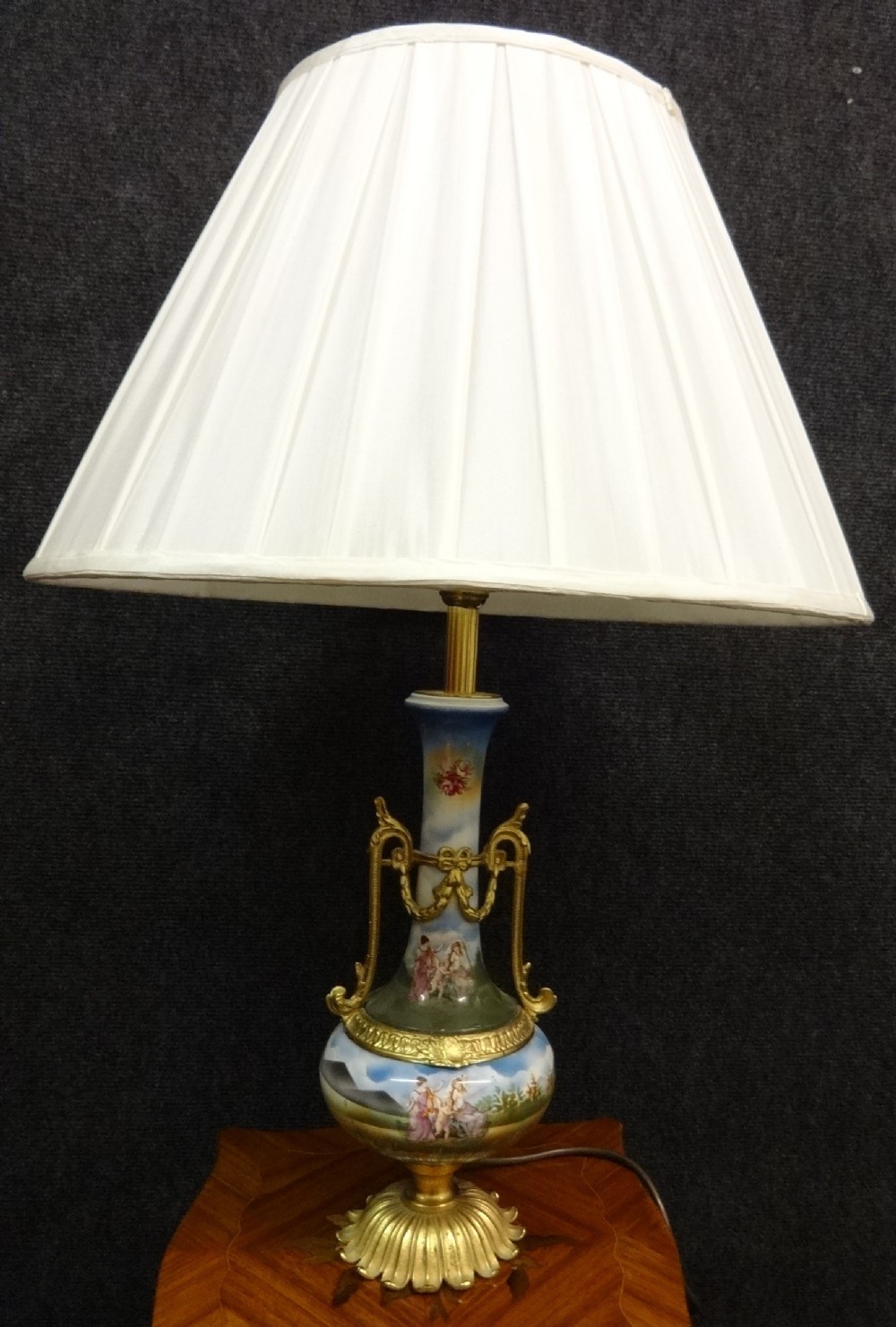 Dresden Lamp