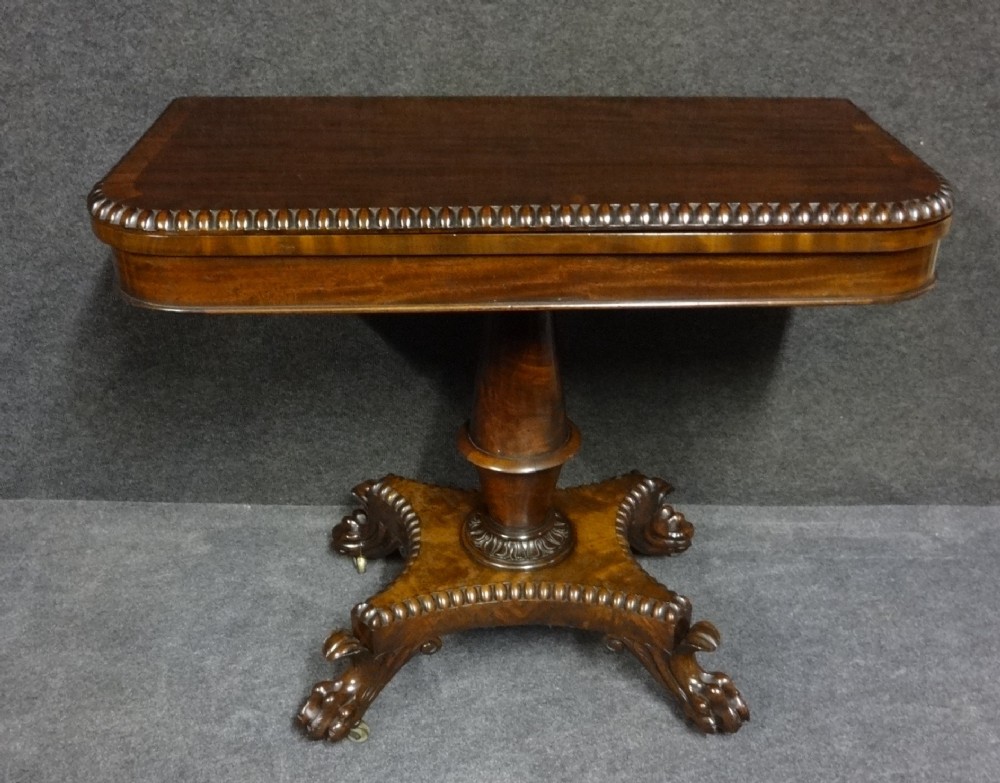 Excellent quality William 4th Mahogany Tea Table