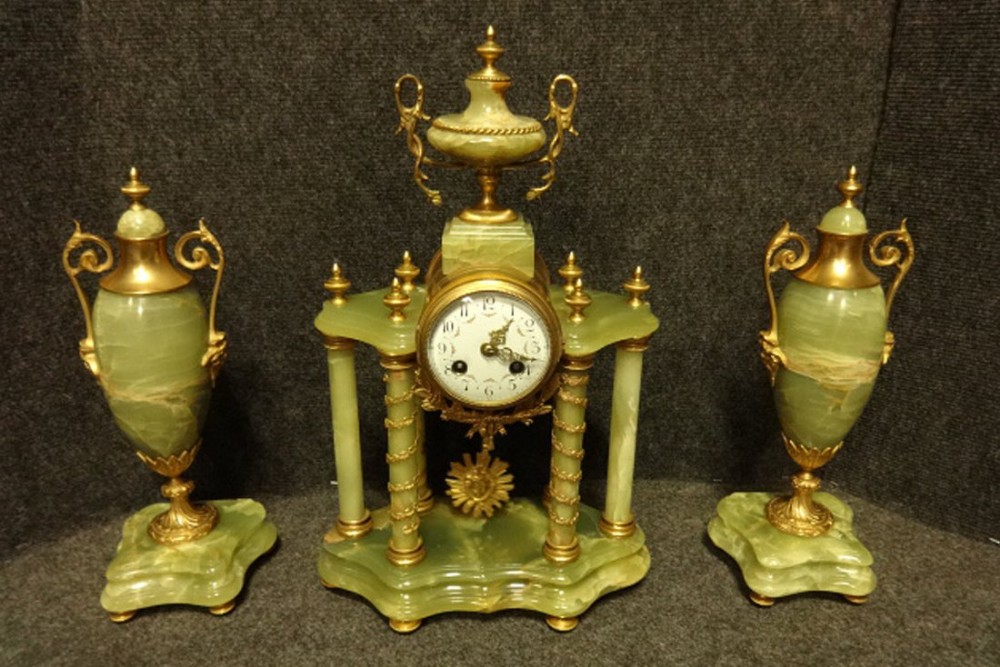 Stunning Onyx Clock Garniture