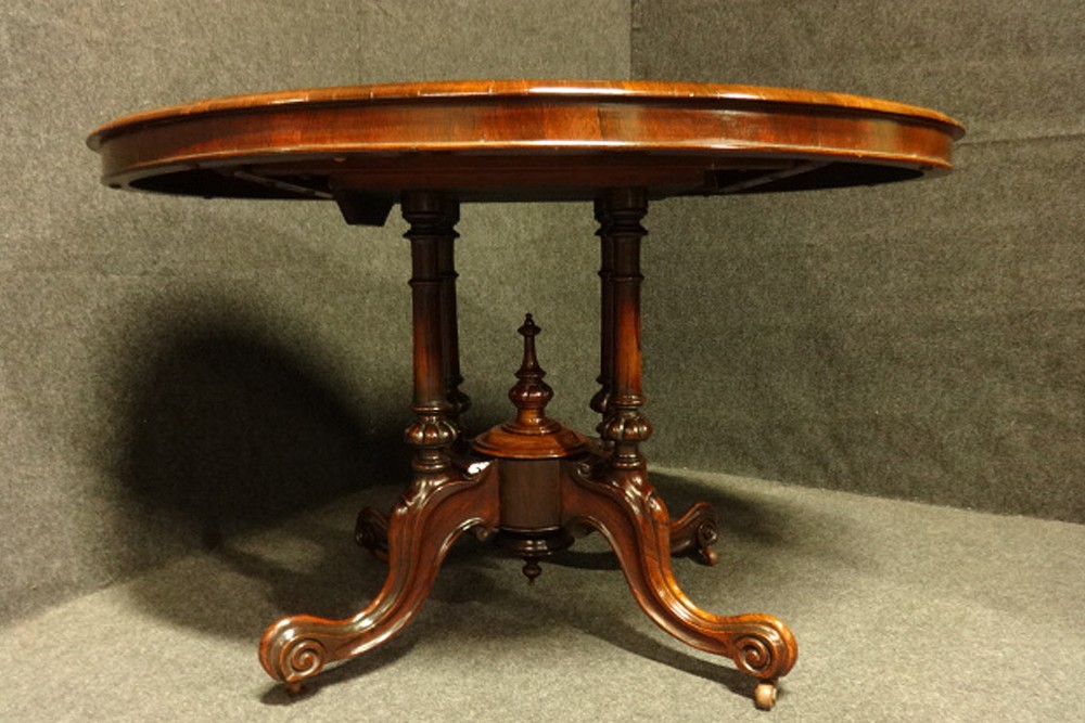 Victorian Rosewood Pedestal Dining Table