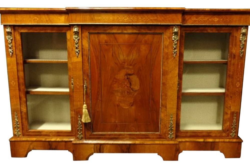 Lovely Victorian Inlaid Walnut Credenza Bookcase