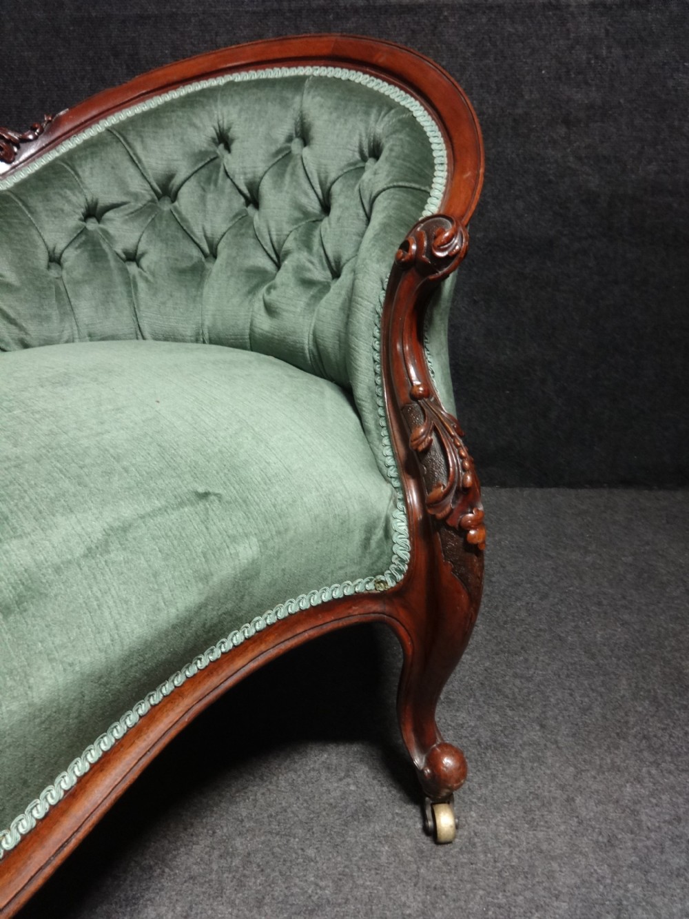 Very good Mahogany Double Ended Chaise Settee View IV