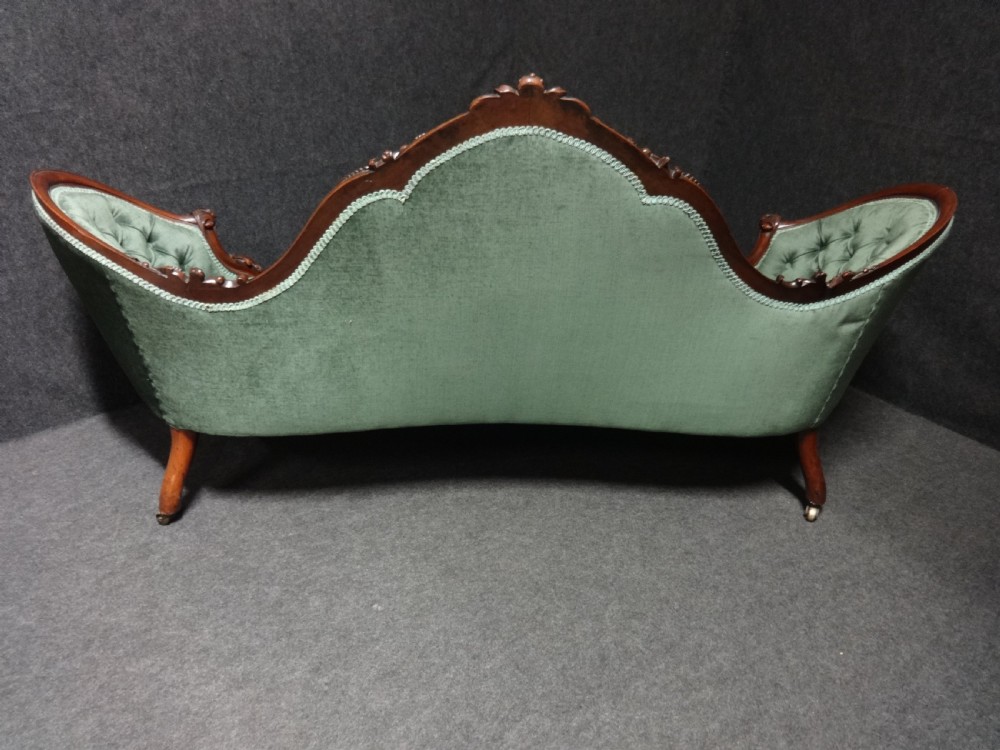 Very good Mahogany Double Ended Chaise Settee View VIII
