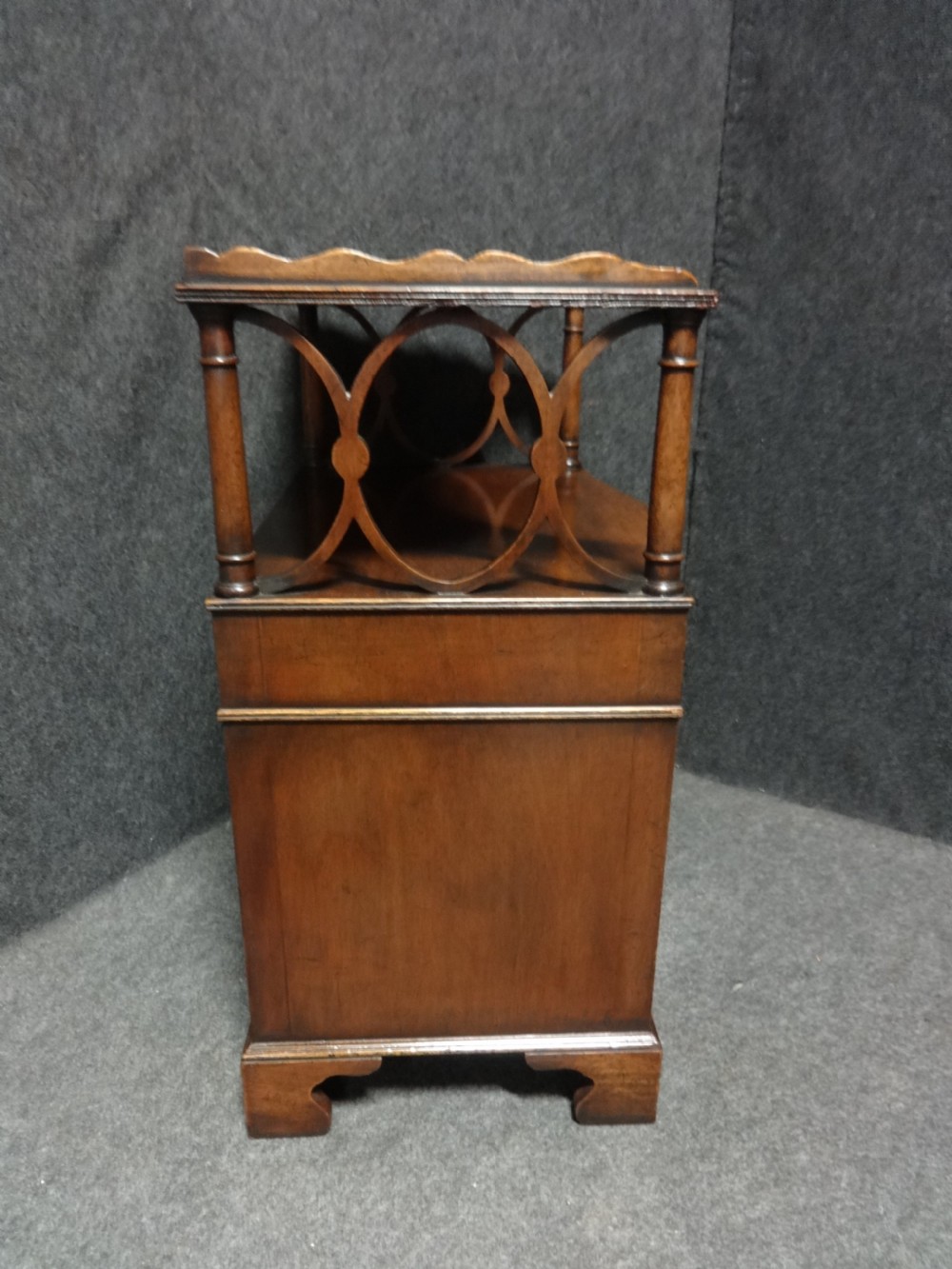 Excellent Quality Serpentine Inlaid Freestanding Sidecabinet View IV
