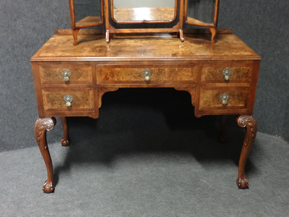 Excellent Quality Burr Walnut Dressing Table with Dressing Mirror View XVI