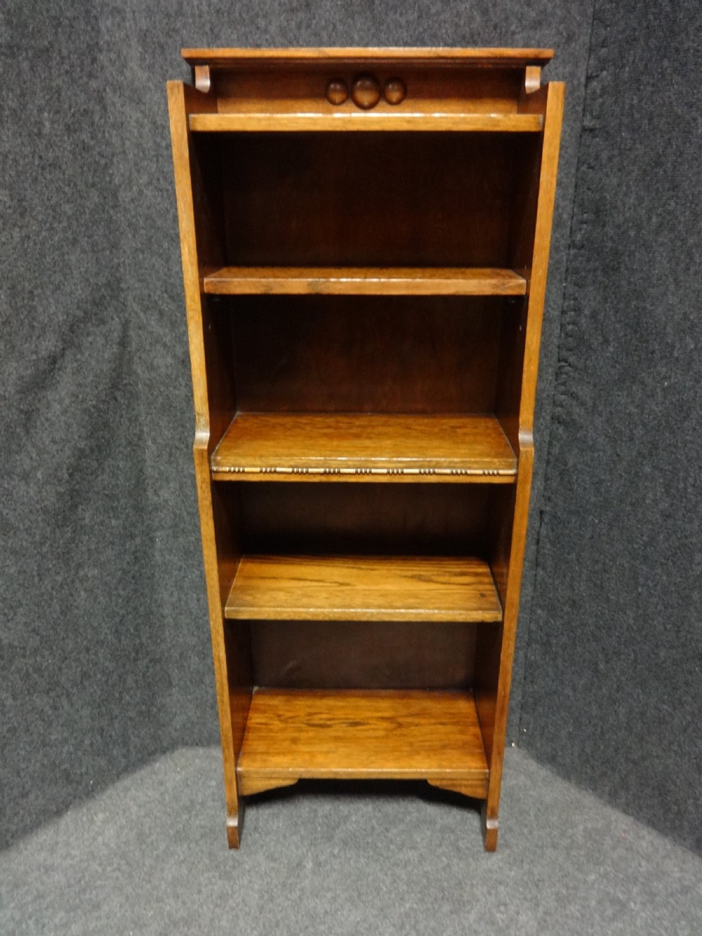 Very Good Arts and Crafts Golden Oak Adjustable Bookcase of small proportions View II