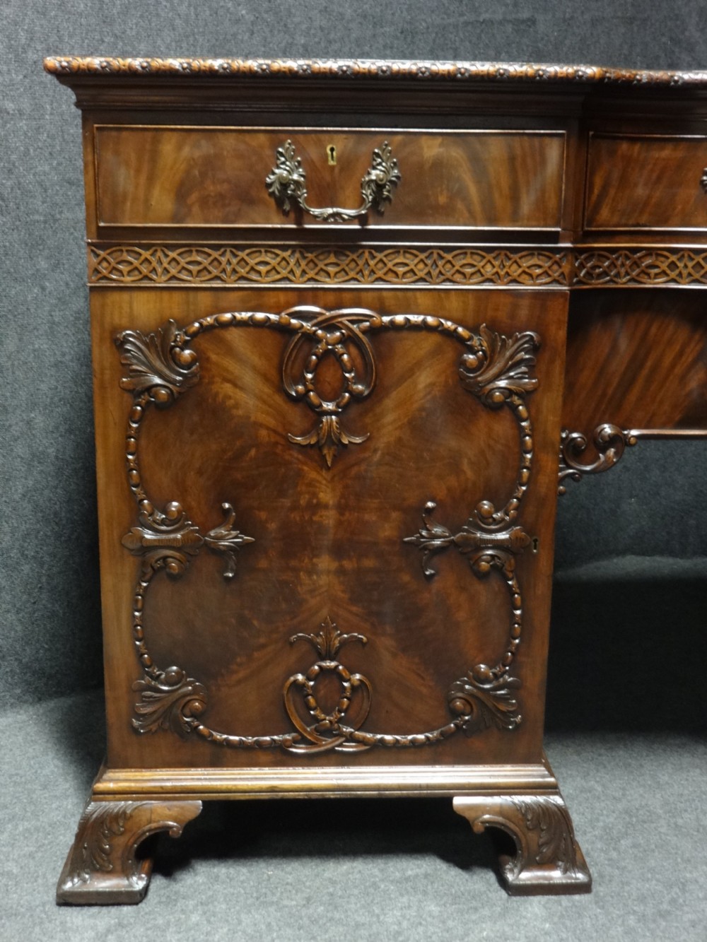 Outstanding Serpentine Mahogany Buffett Sideboard View V