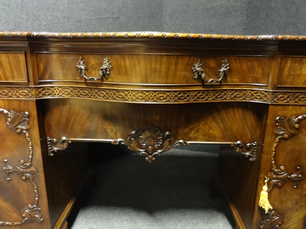 Outstanding Serpentine Mahogany Buffett Sideboard View VI