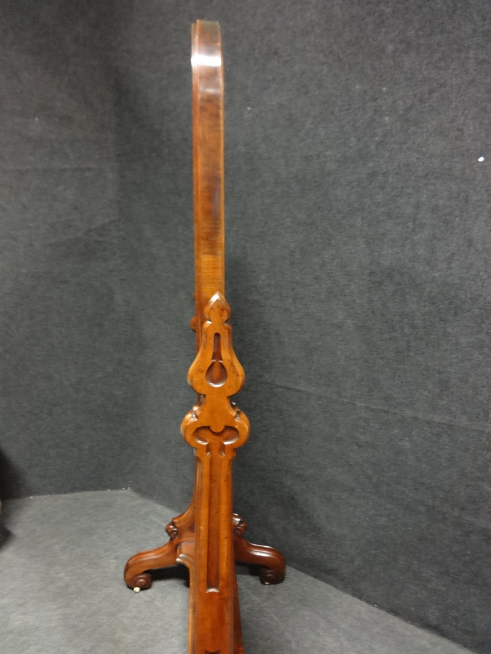 Lovely Early Victorian Mahogany Cheval Dressing Mirror View V