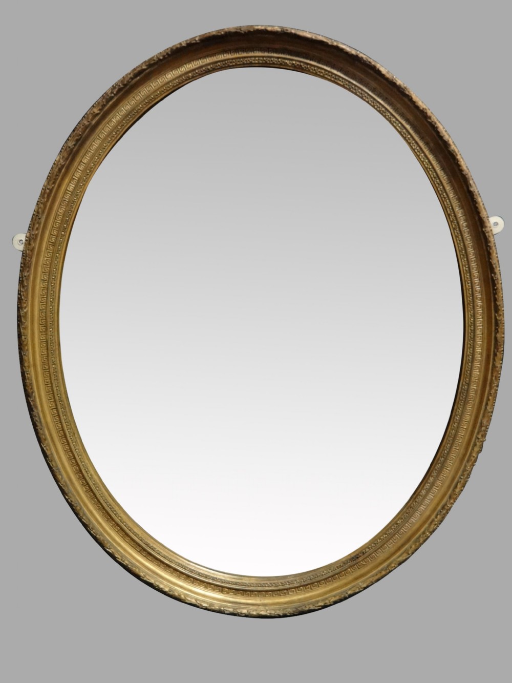 Very good Victorian Oval Gilt Mirror