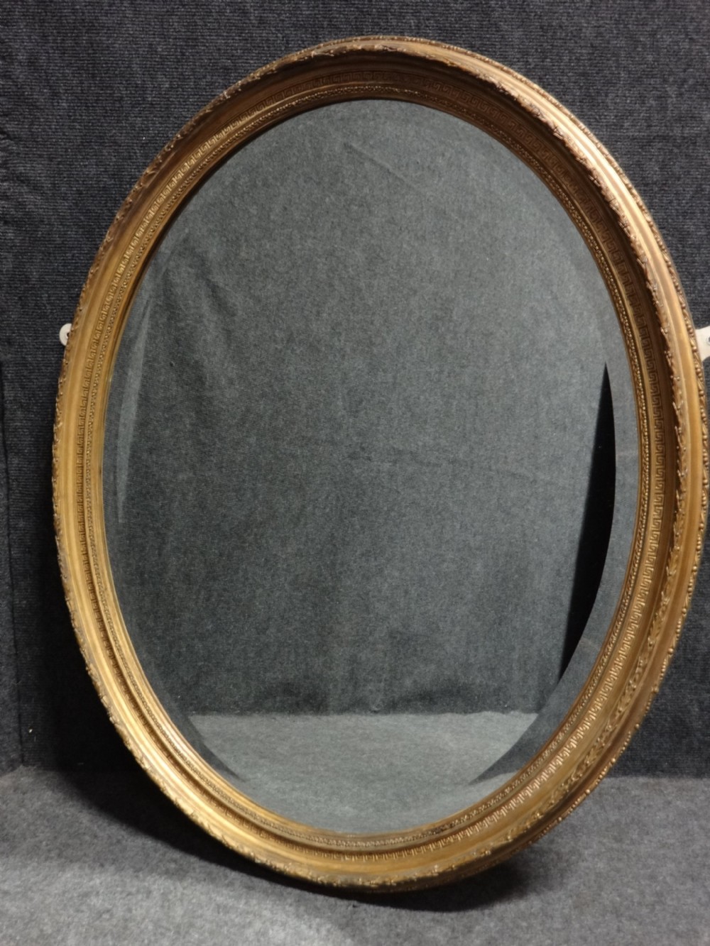 Very good Victorian Oval Gilt Mirror View VIII