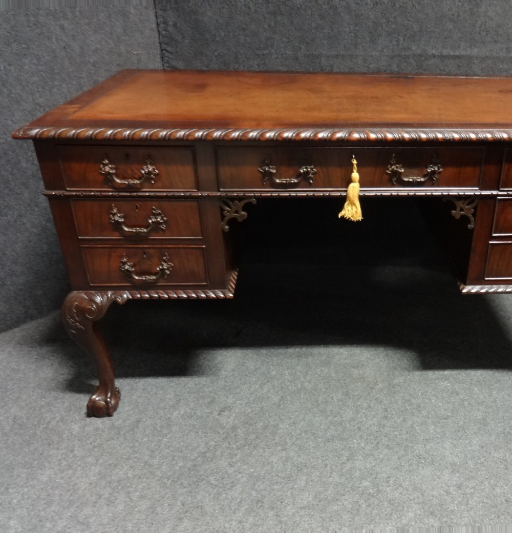 Top quality Mahogany Chippendale Kneehole Desk View II