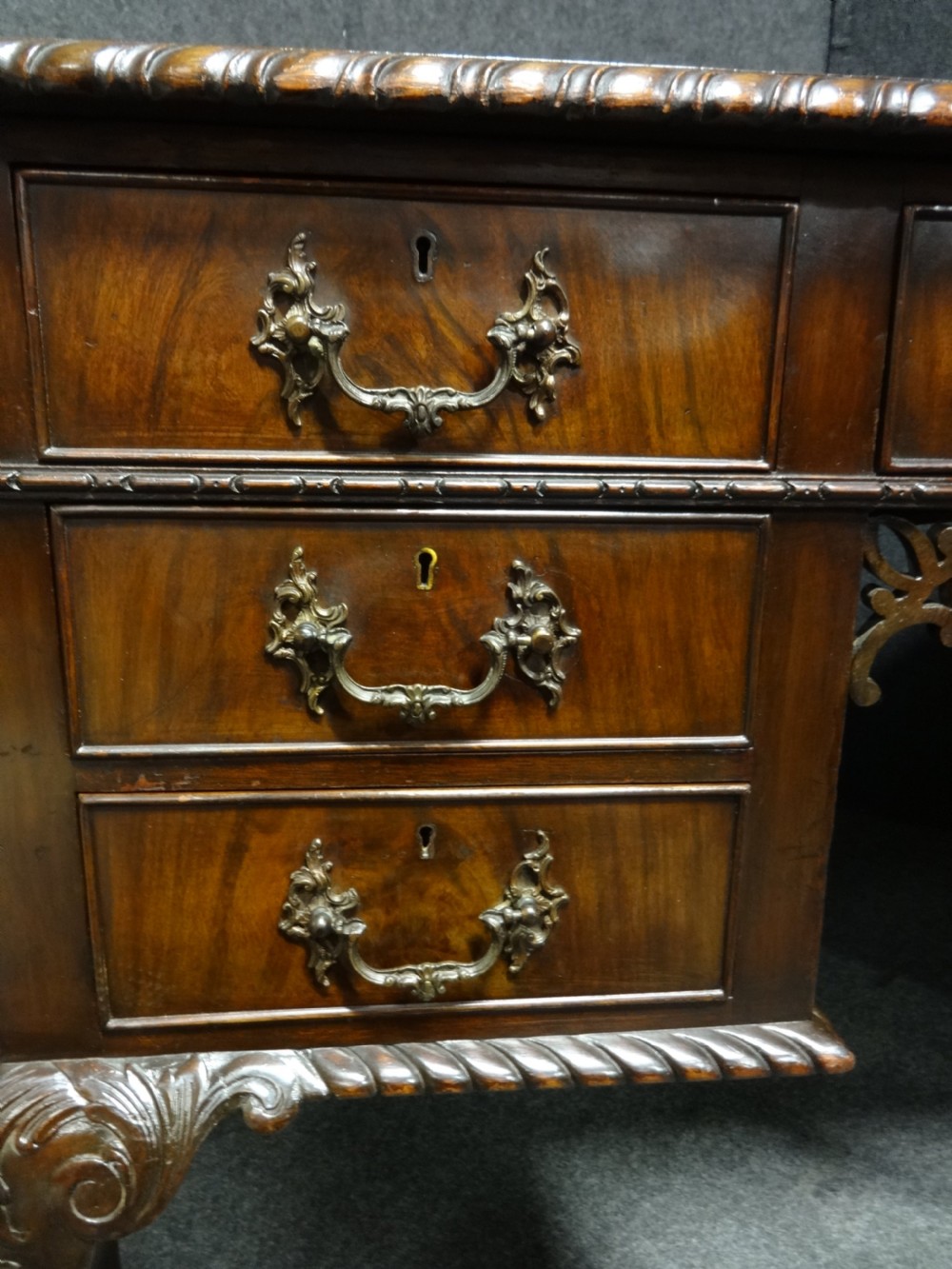 Top quality Mahogany Chippendale Kneehole Desk View V