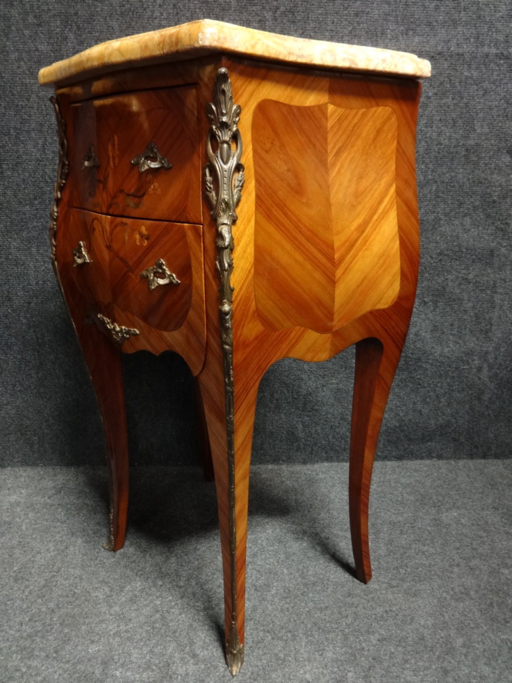 Excellent Quality Pair Marquetry Bedside  Chests of Drawers View III