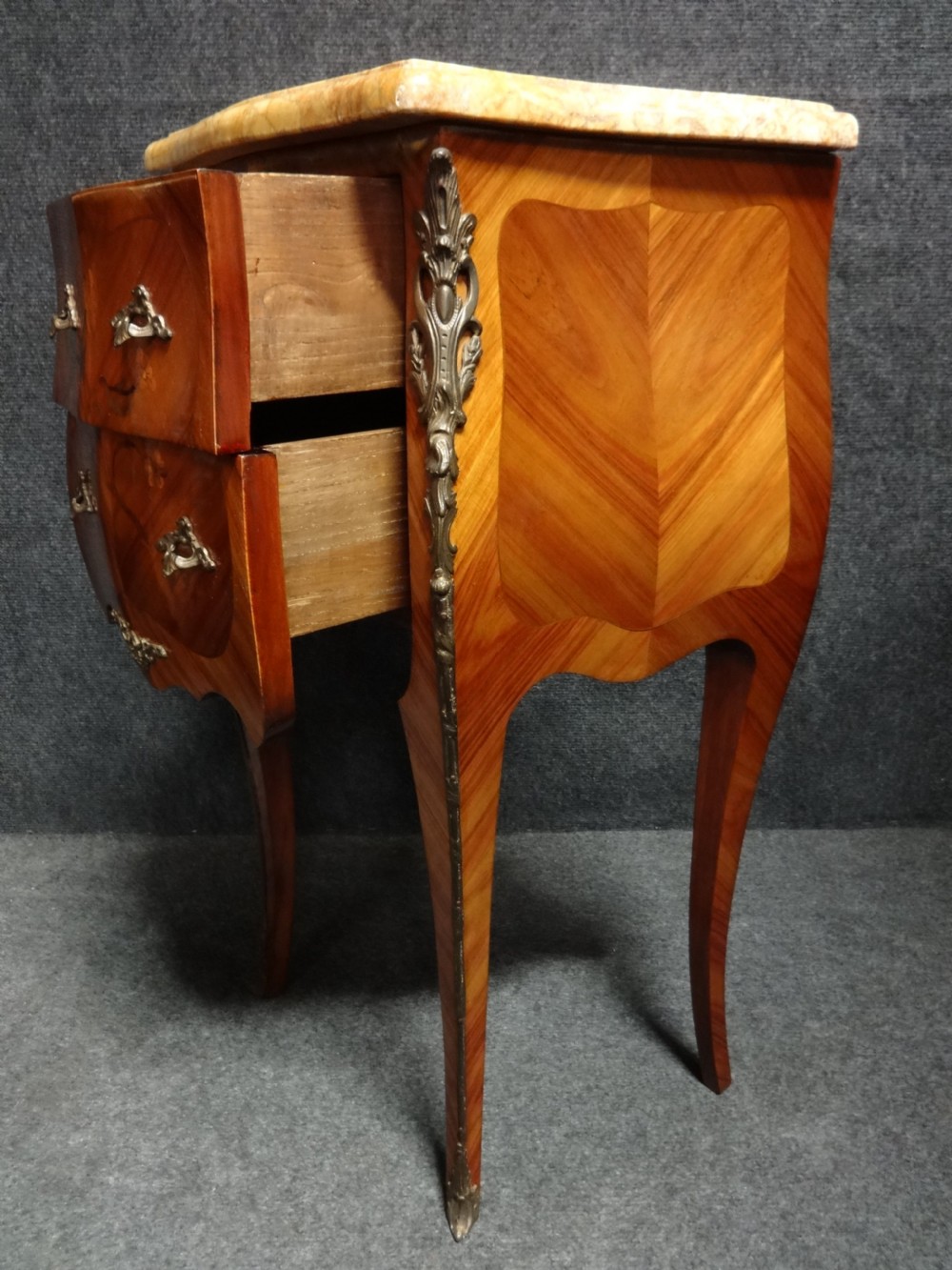 Excellent Quality Pair Marquetry Bedside  Chests of Drawers View IV