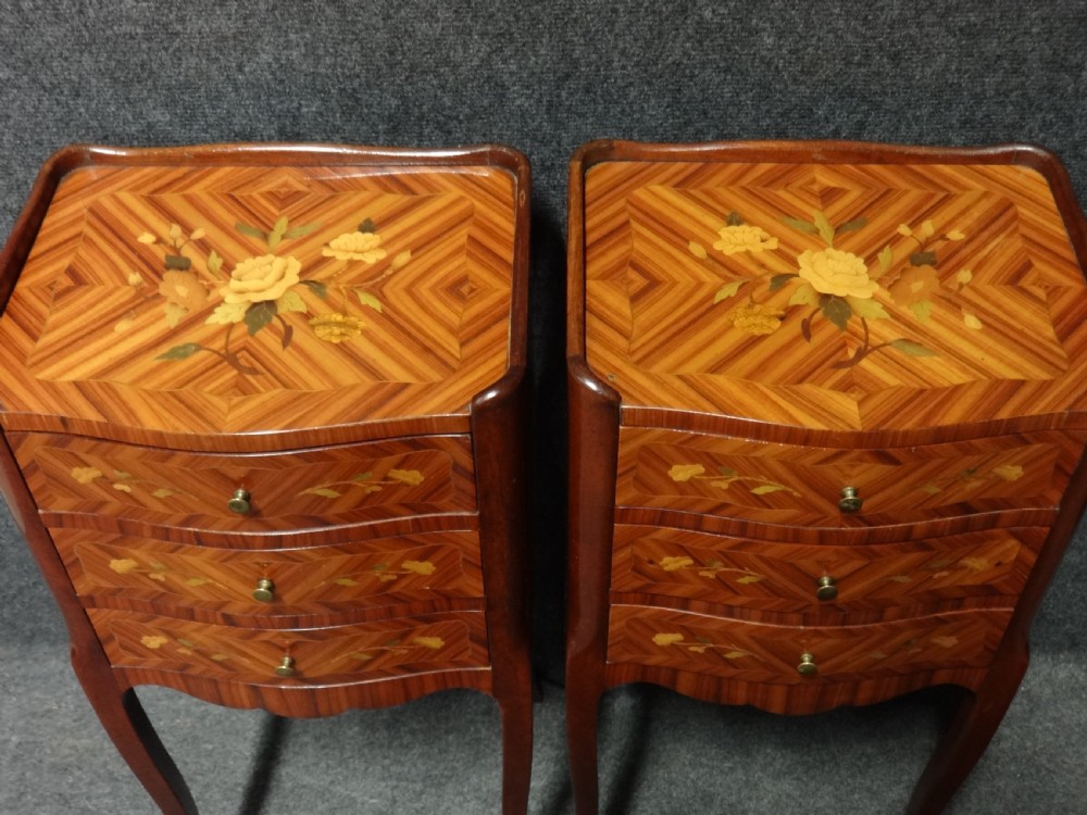 Good Pair French Serpentine Kingwood Bedside Chests of Drawers View VI