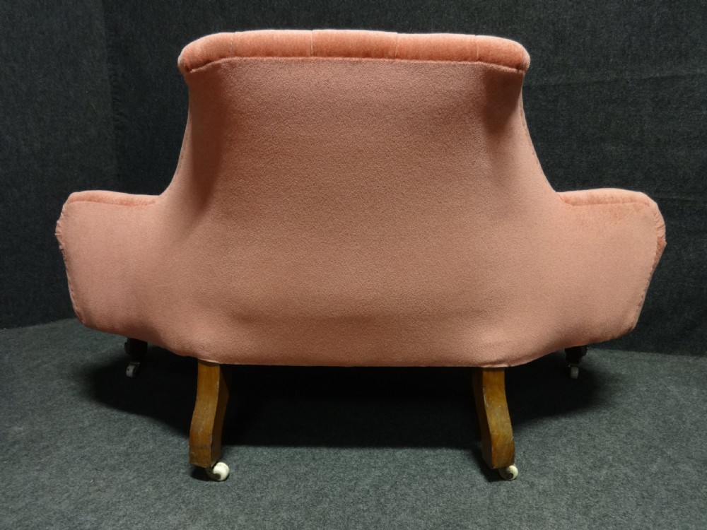 Very Good Victorian Walnut Two Seat Window Couch View VI