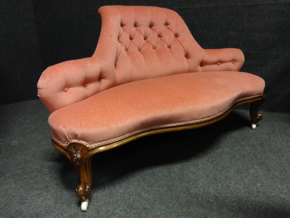 Very Good Victorian Walnut Two Seat Window Couch View VII