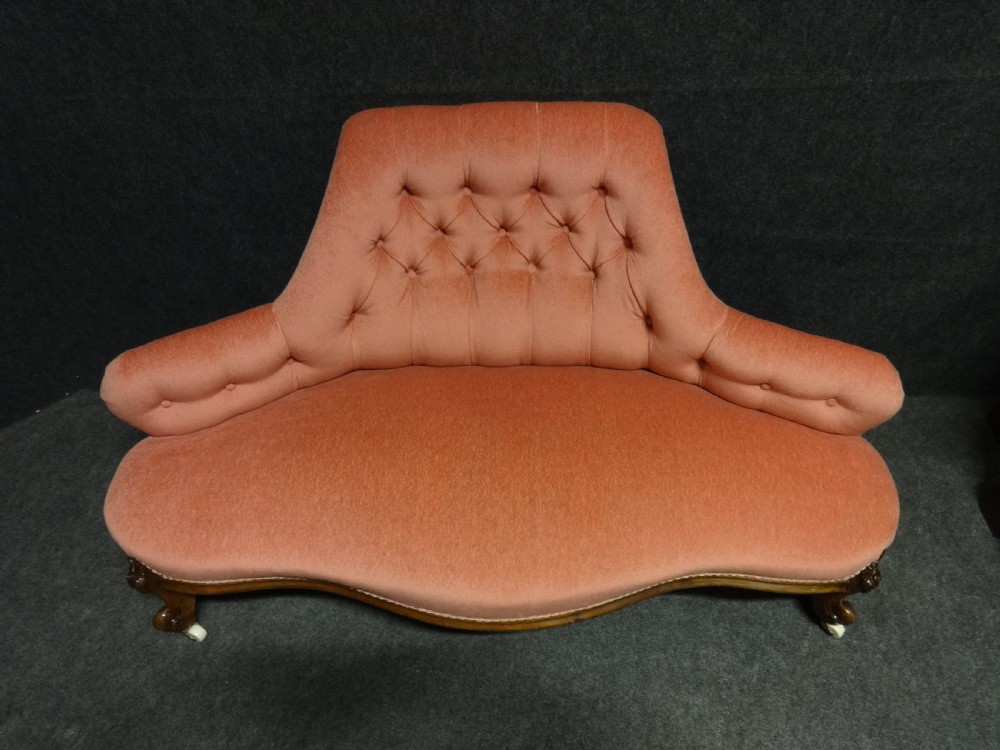 Very Good Victorian Walnut Two Seat Window Couch View IX