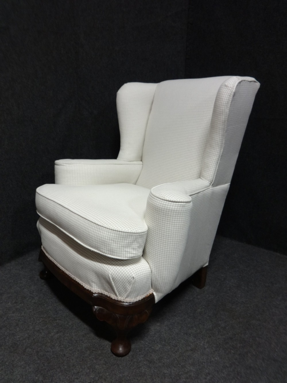 Top quality pair of Victorian Walnut Wing Armchairs View III
