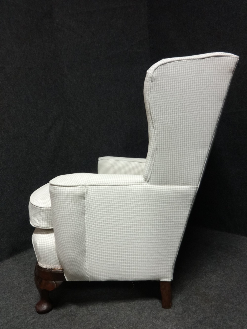 Top quality pair of Victorian Walnut Wing Armchairs View IV