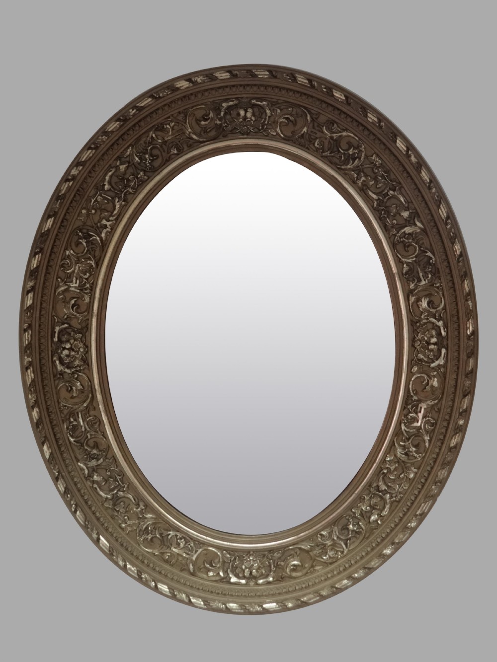 Superb Oval Gilt Mirror