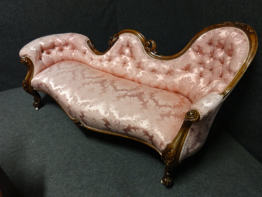 Beautiful Victorian Mahogany Chaise Settee View X