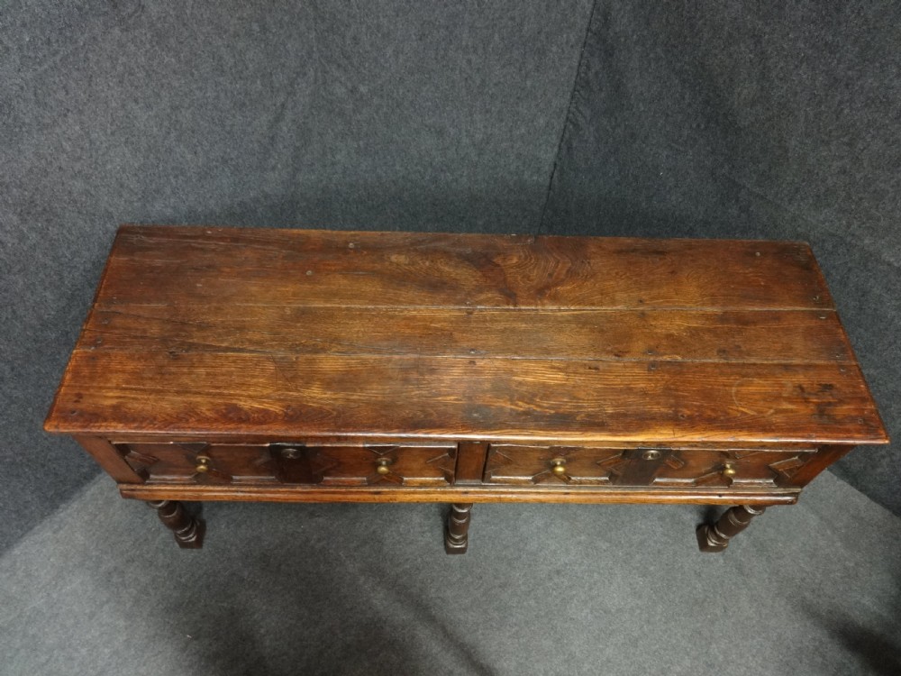 Very Good Early  C17th Oak and Elm Dresser Base View VII