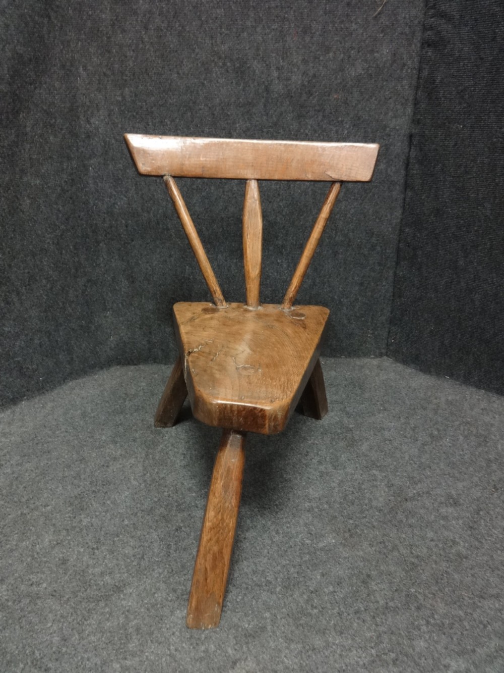 Good Primitive Folk Chair View II